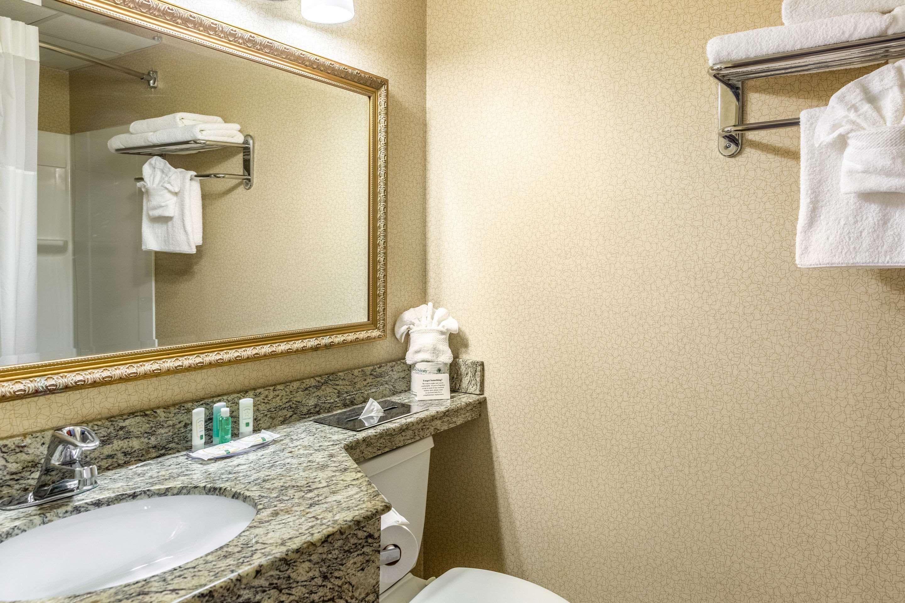 Quality Inn East Stroudsburg - Poconos Ngoại thất bức ảnh