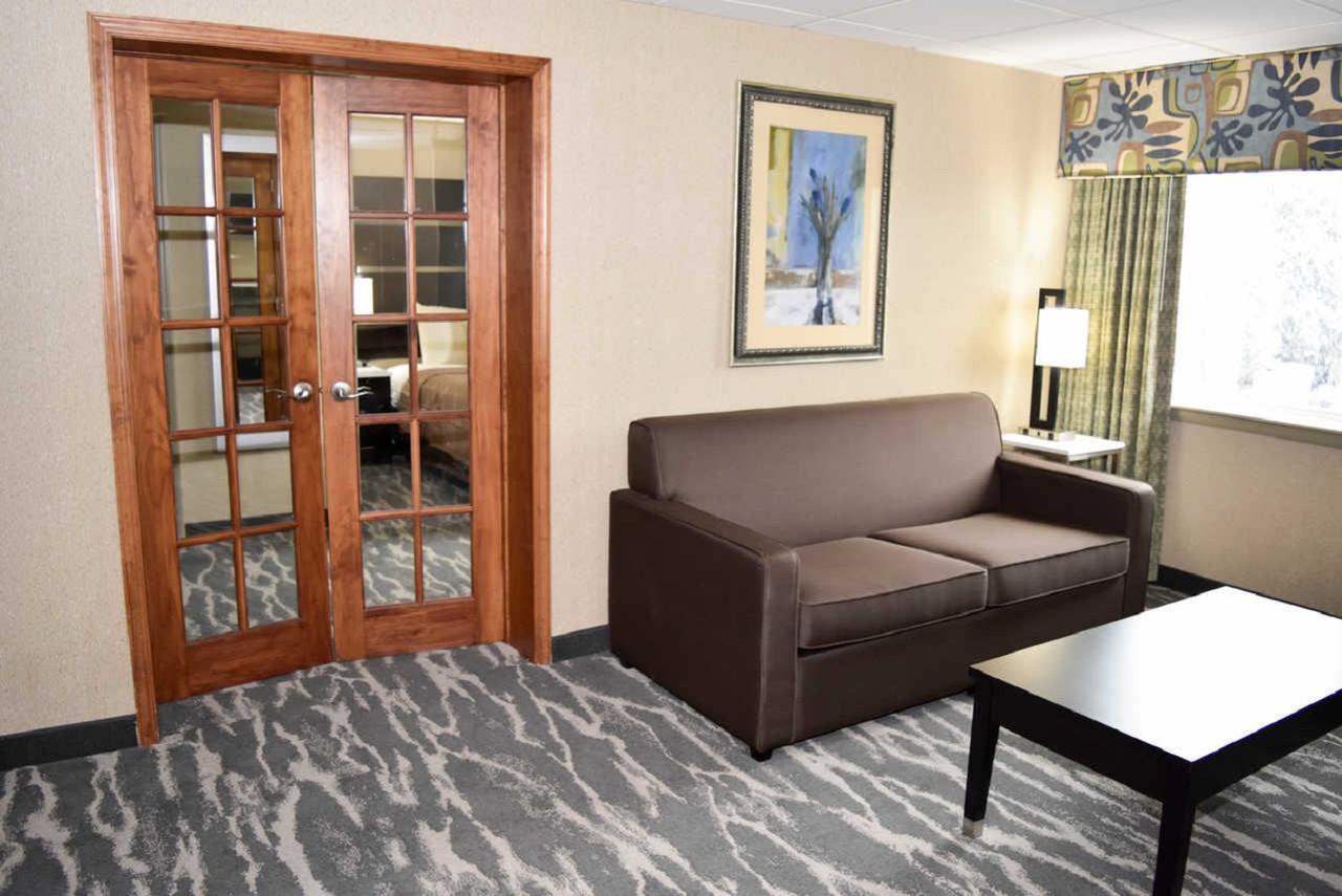 Quality Inn East Stroudsburg - Poconos Ngoại thất bức ảnh