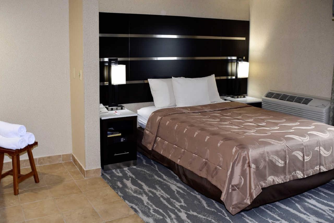 Quality Inn East Stroudsburg - Poconos Ngoại thất bức ảnh