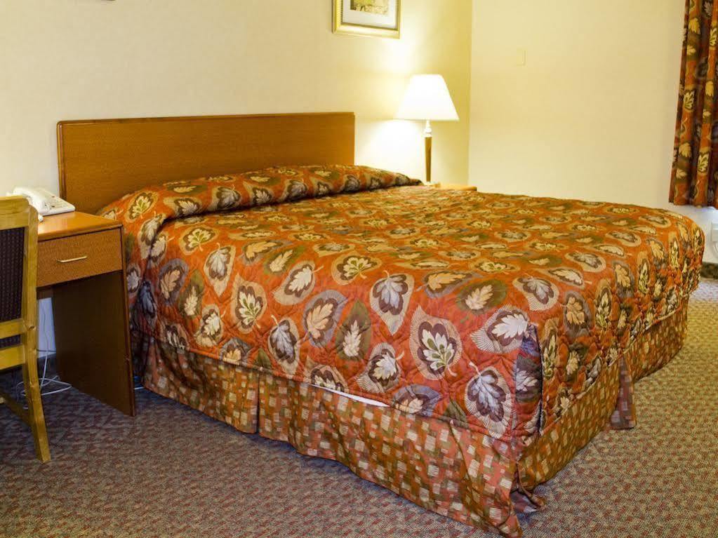Quality Inn East Stroudsburg - Poconos Ngoại thất bức ảnh